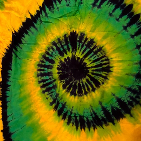 Handmade tie dye wrap/scarf - Picture 2 of 2